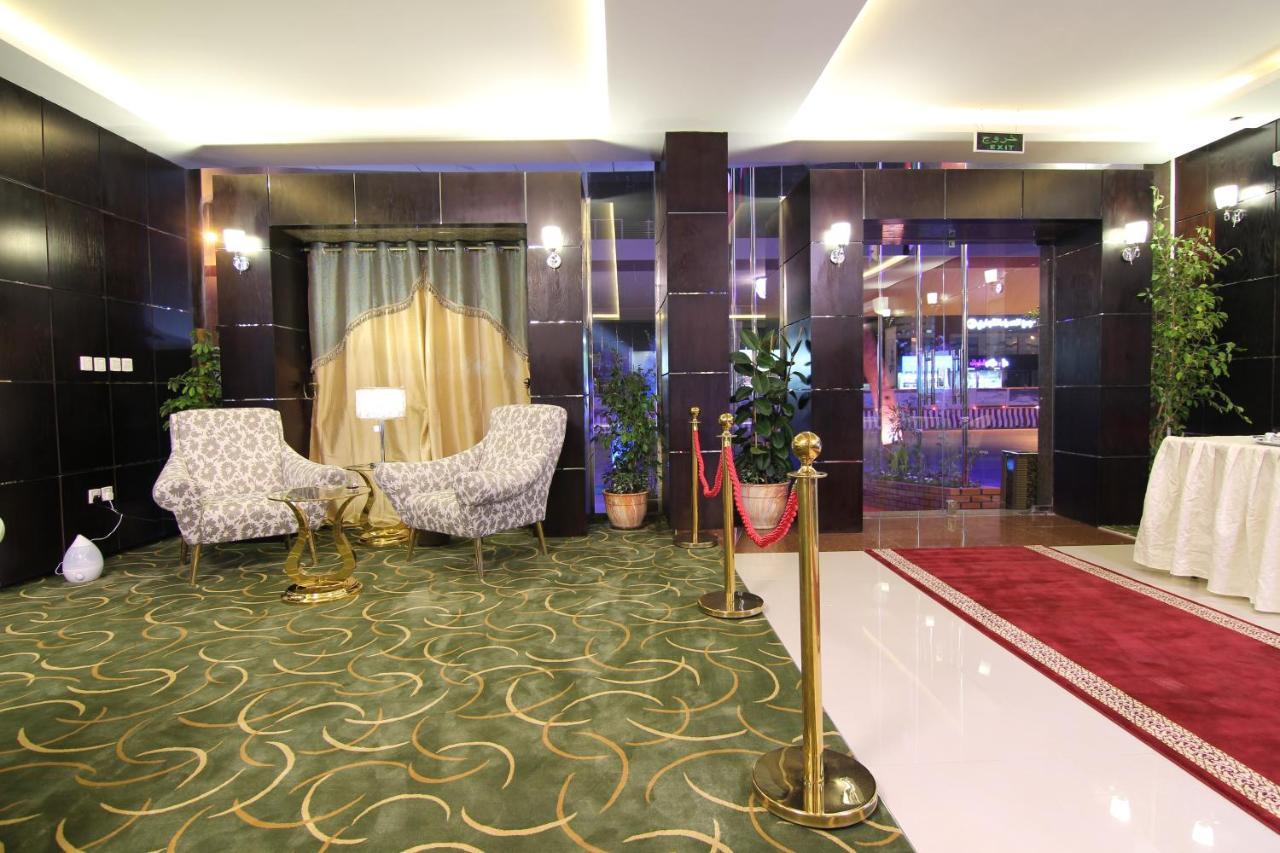 هذا منزلى الحمراء Riyadh Bagian luar foto