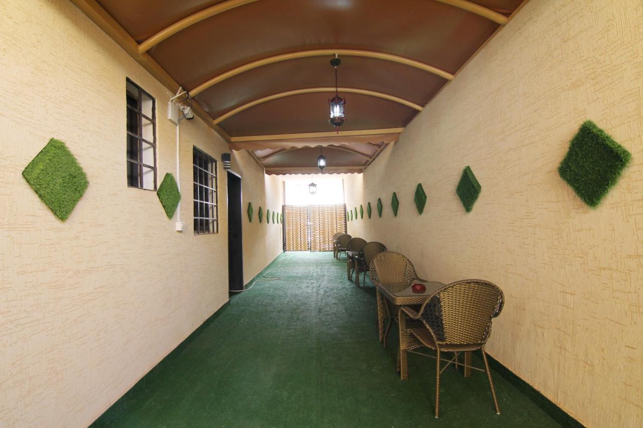 هذا منزلى الحمراء Riyadh Bagian luar foto