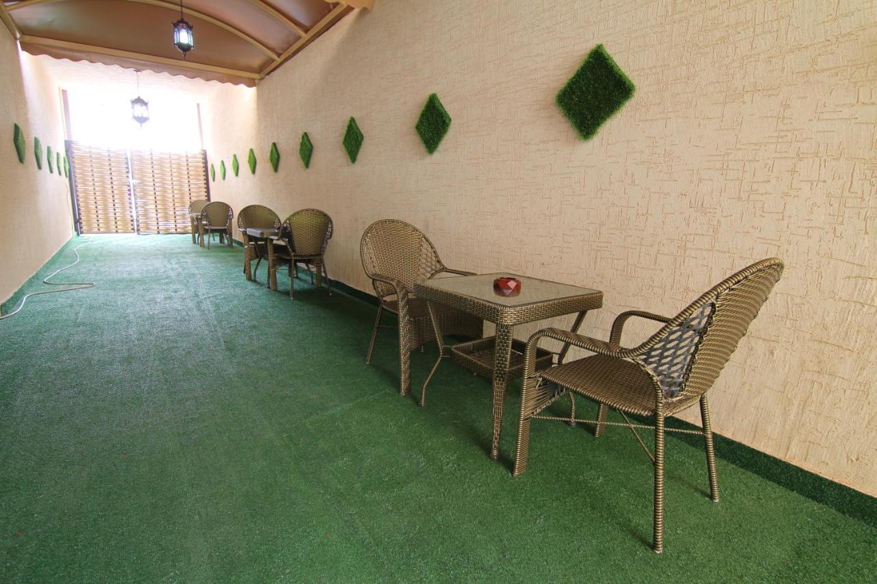 هذا منزلى الحمراء Riyadh Bagian luar foto