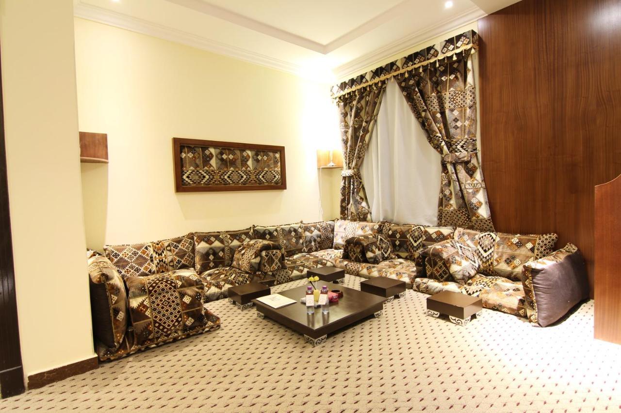هذا منزلى الحمراء Riyadh Bagian luar foto