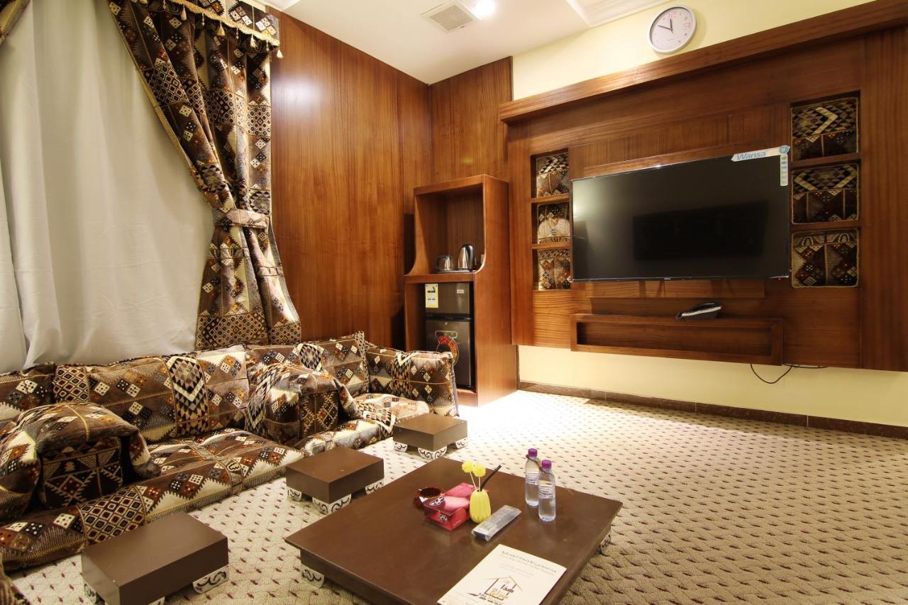 هذا منزلى الحمراء Riyadh Bagian luar foto