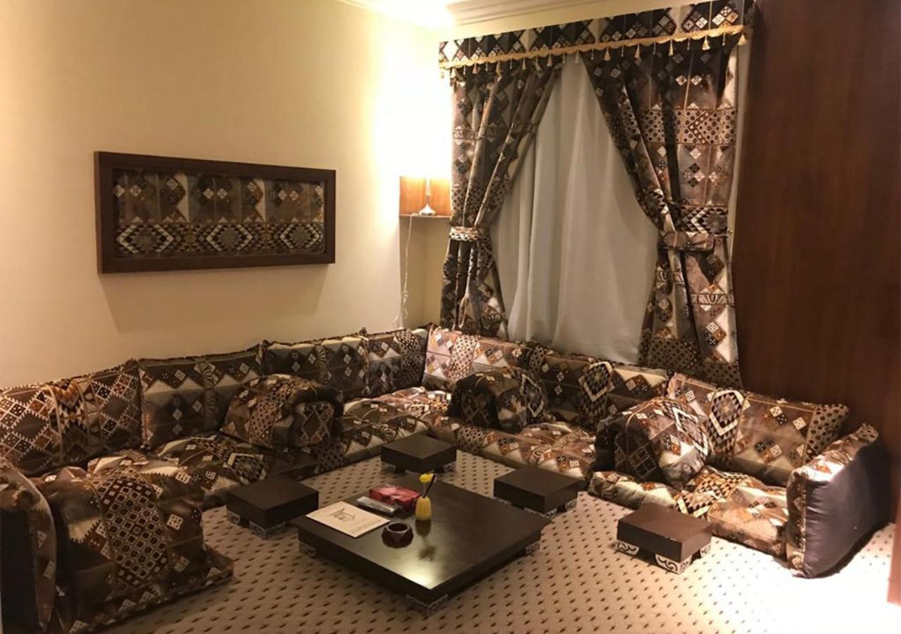هذا منزلى الحمراء Riyadh Bagian luar foto