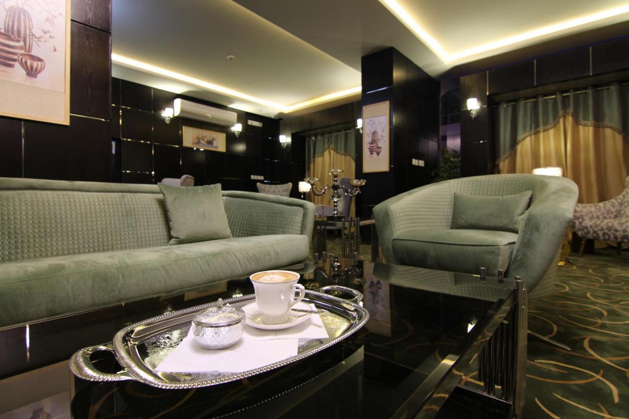 هذا منزلى الحمراء Riyadh Bagian luar foto