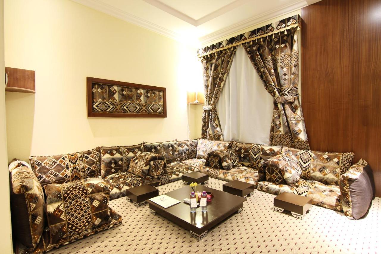 هذا منزلى الحمراء Riyadh Bagian luar foto